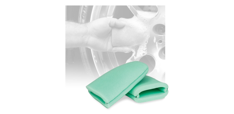 Griots Garage 11838 - 3-Finger Foam Detail Mitts (Set of 2)