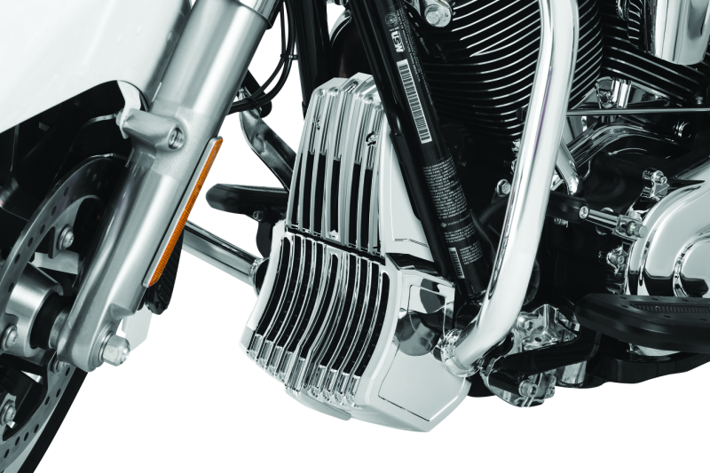 Kuryakyn 6417 - Oil Cooler Cover Milwaukee-8 Chrome