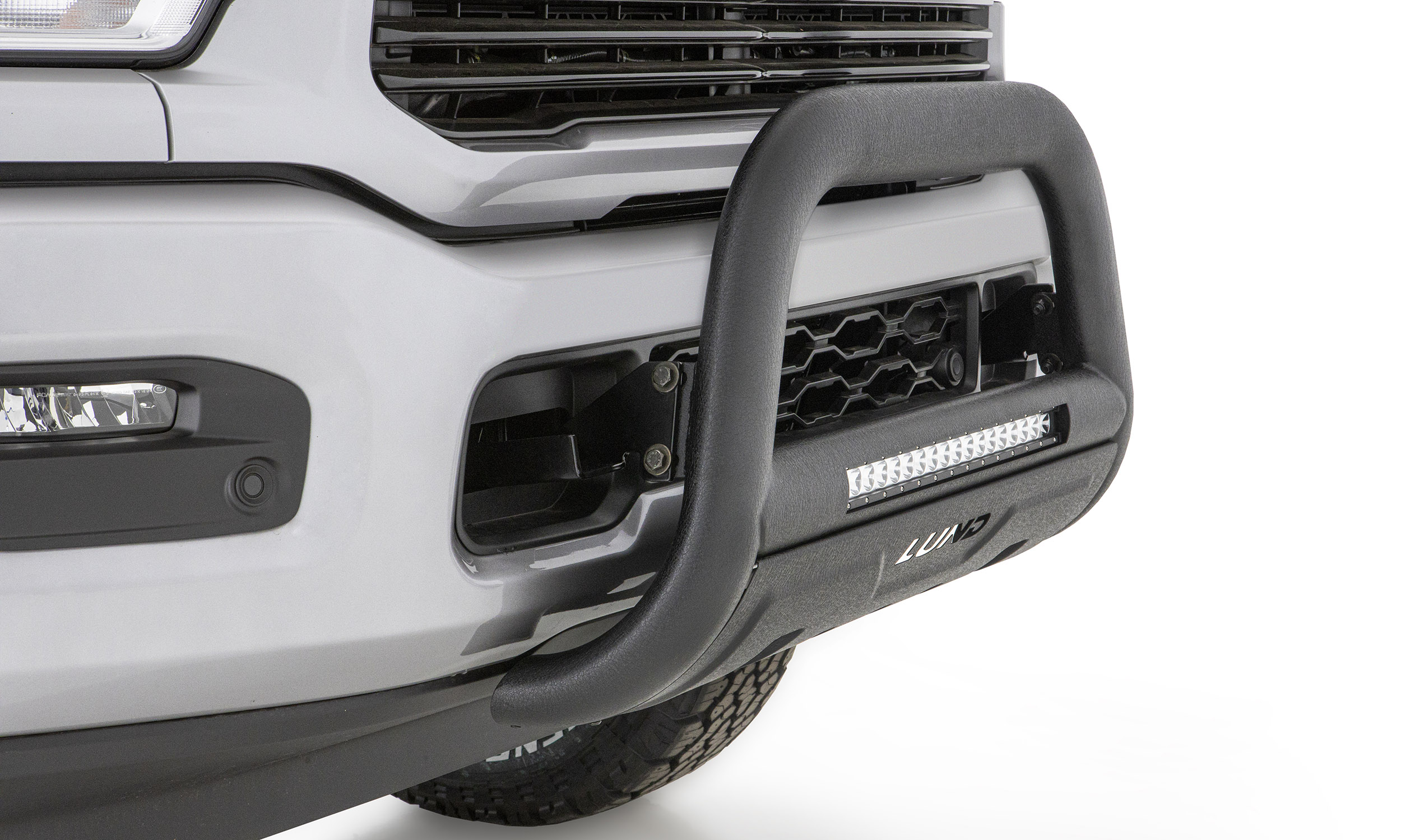 Lund 47121215 - 2017 Ford F-250 Super Duty Bull Bar w/Light & Wiring - Black Lund 47121215 - 2017 Ford F-250 Super Duty Bull Bar w/Light & Wiring - Black