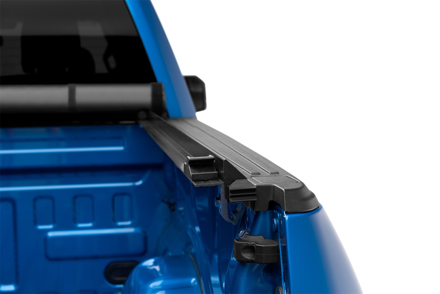 Lund 960226 - Genesis Roll Up Truck Bed Tonneau Cover - 2022-2023 Toyota Tundra Without Utility Track System| Fits 6.5 Ft. Bed, w/o Trail Spcl Edtn Bx