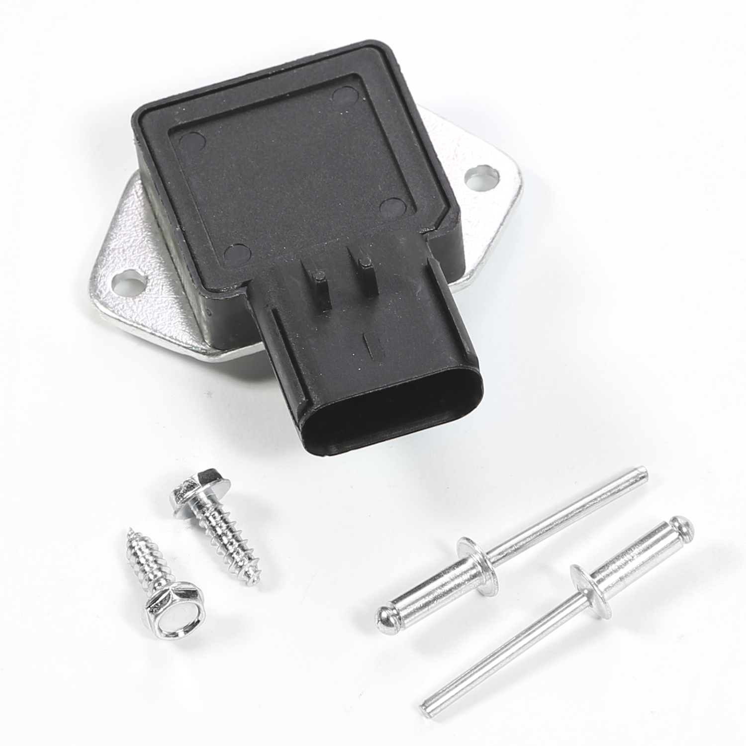 Omix 17237.19 - Radiator Fan Relay 99-04 Jeep Grand Cherokee Omix 17237.19 - Radiator Fan Relay 99-04 Jeep Grand Cherokee
