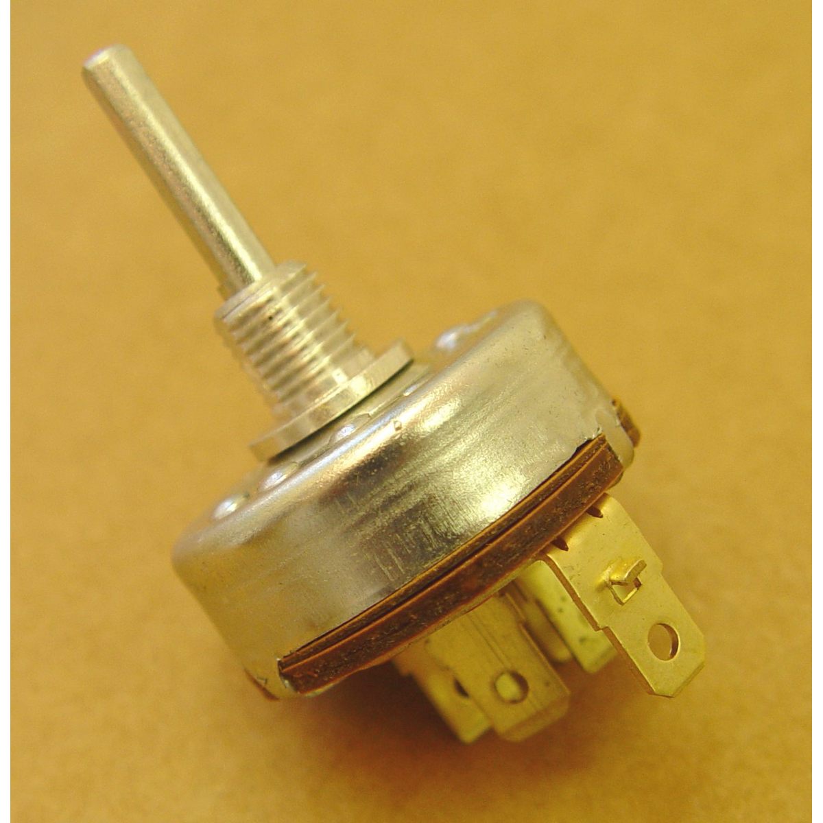 Omix 19106.01 - Windshield Wiper Switch 68-82 CJ w/ a 3-wire Motor