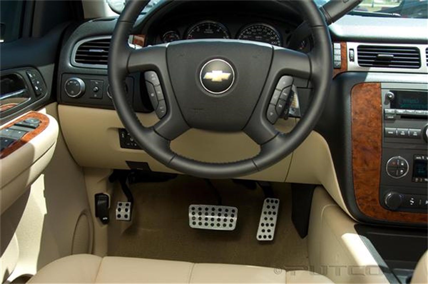 Putco 932180 - 07-18 Chevrolet Silverado LD / GMC Sierra LD Liquid Pedals - Track Design Putco 932180 - 07-18 Chevrolet Silverado LD / GMC Sierra LD Liquid Pedals - Track Design