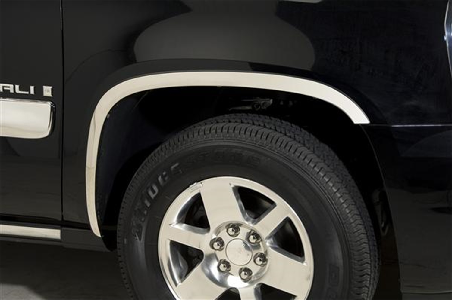 Putco 97175 - 07-14 Chevrolet Suburban - Full Stainless Steel Fender Trim
