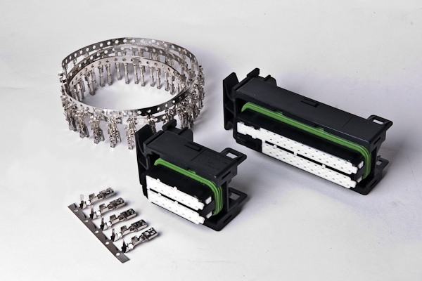 Radium Engineering 17-0010 - 2004-2005 Lotus (2ZZ-GE) T4 ECU Connectors And Pins