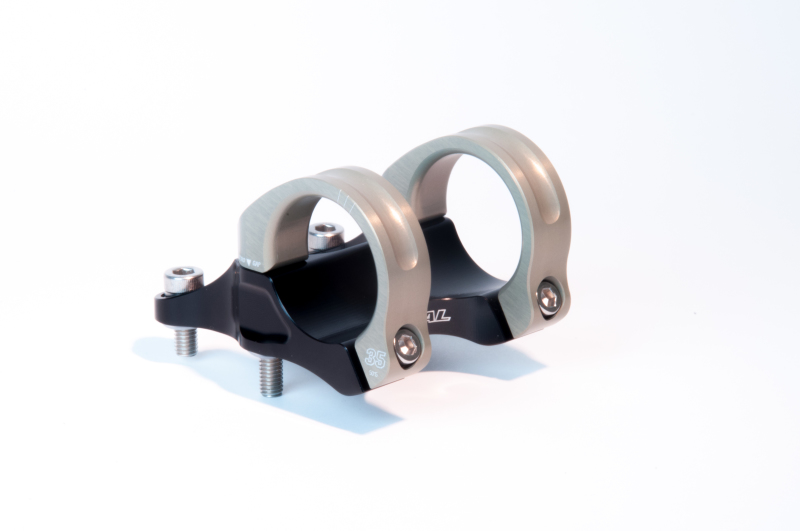 Renthal STM114-BKAG - Integra 35 Handlebar Clamp 45 mm./ +10 Rise