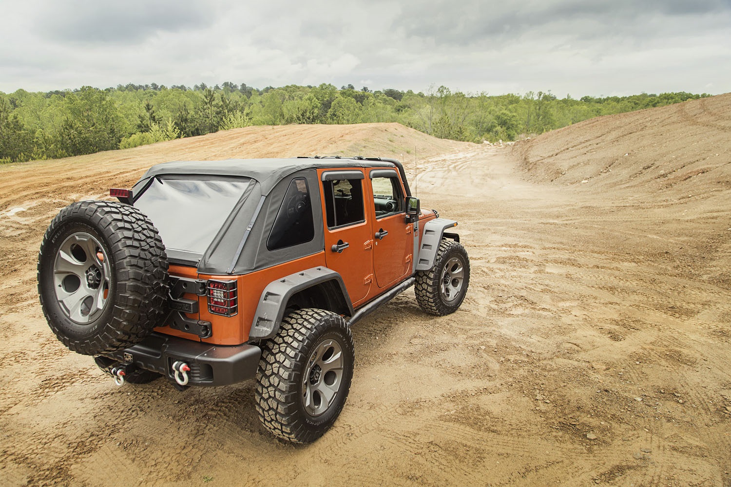 Rugged Ridge 13790.38 - Montana Soft Top, Bowless, Black Diamond; 07-18 Wrangler JKU, 4 Door Rugged Ridge 13790.38 - Montana Soft Top, Bowless, Black Diamond; 07-18 Wrangler JKU, 4 Door