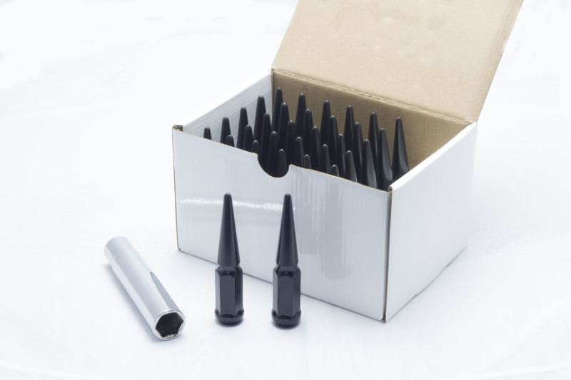 Wheel Mate 35431P - Spiked Lug Nuts Set of 32 - Black 9/16in Wheel Mate 35431P - Spiked Lug Nuts Set of 32 - Black 9/16in