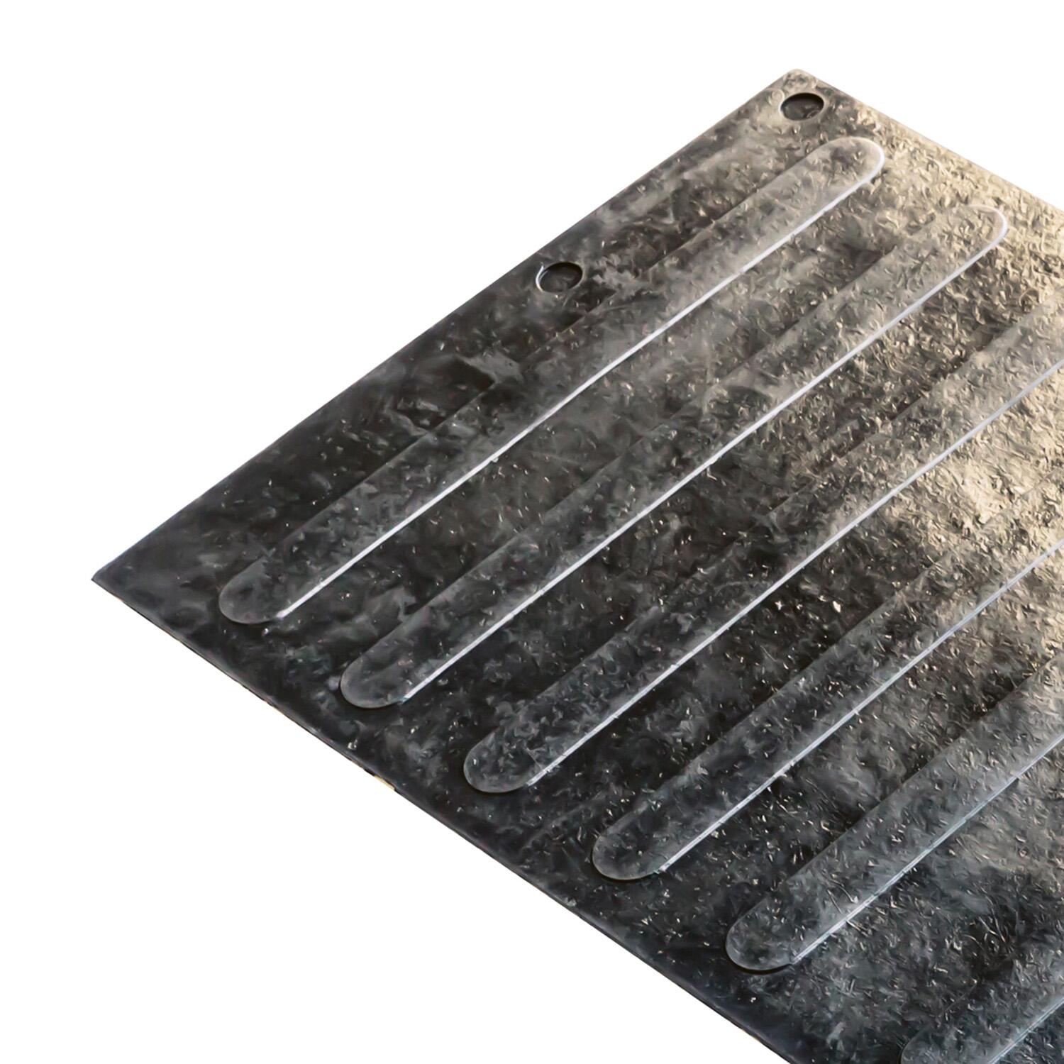 Westin 50-6535 - 2005-2015 Toyota Tacoma Tailgate Mat - Black Westin 50-6535 - 2005-2015 Toyota Tacoma Tailgate Mat - Black