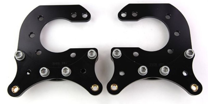Wilwood 249-2103/04 - Brackets (2) - P/S Rear - 12 Bolt 2.81in Offset Wilwood 249-2103/04 - Brackets (2) - P/S Rear - 12 Bolt 2.81in Offset