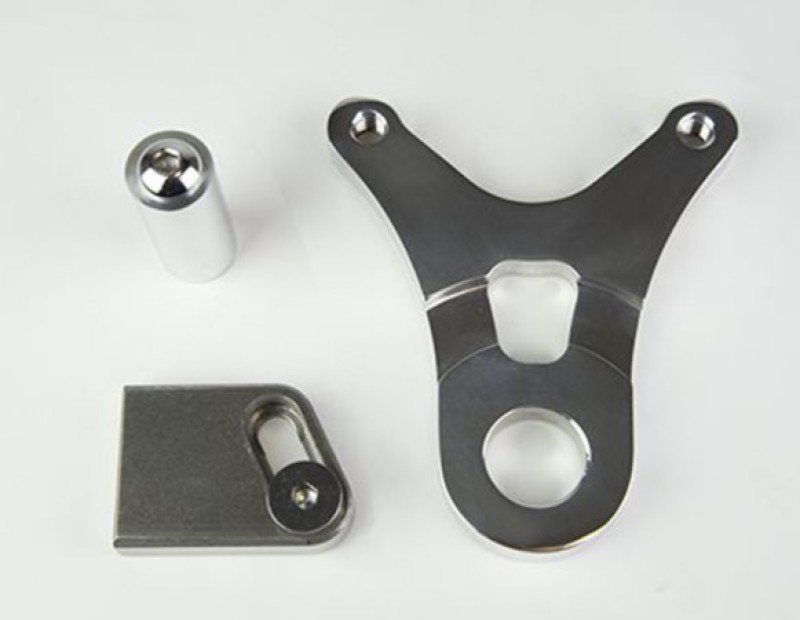 Wilwood 250-10180-P - Caliper Mounting Kit Chrome w/Bracket GP310 Sprocket Brake 51 Tooth Wilwood 250-10180-P - Caliper Mounting Kit Chrome w/Bracket GP310 Sprocket Brake 51 Tooth