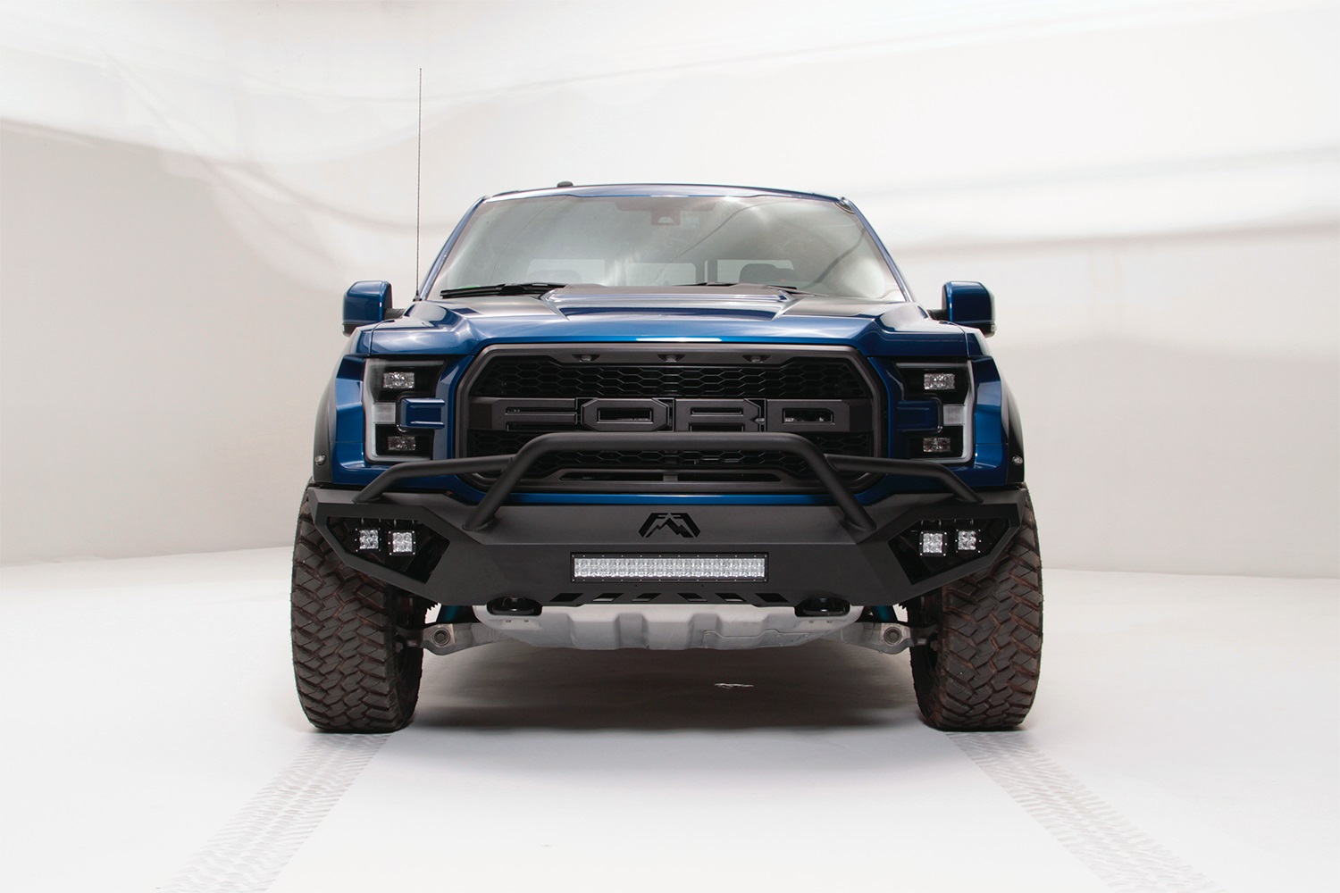 Fab Fours FF17-D4352-B - Vengeance Front Bumper Fab Fours FF17-D4352-B - Vengeance Front Bumper