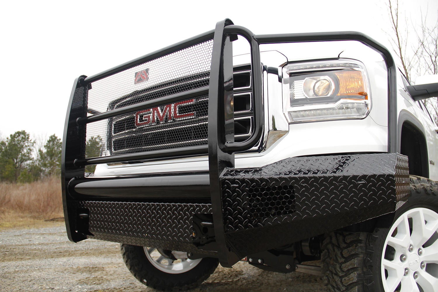 Fab Fours GM07-K2160-1 - Black Steel Front Ranch Bumper Fab Fours GM07-K2160-1 - Black Steel Front Ranch Bumper