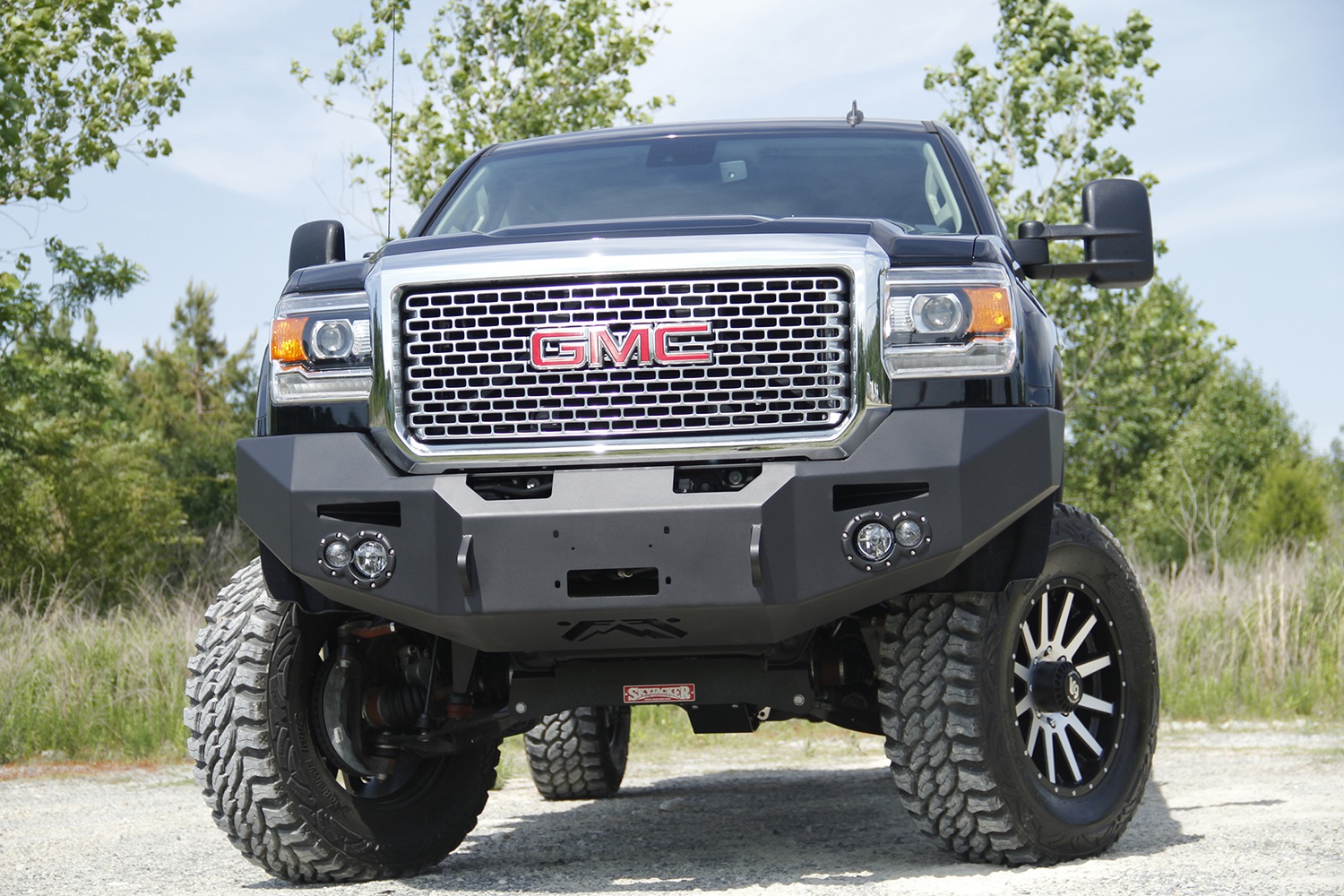 Fab Fours GM14-A3151-1 - Premium Heavy Duty Winch Front Bumper
