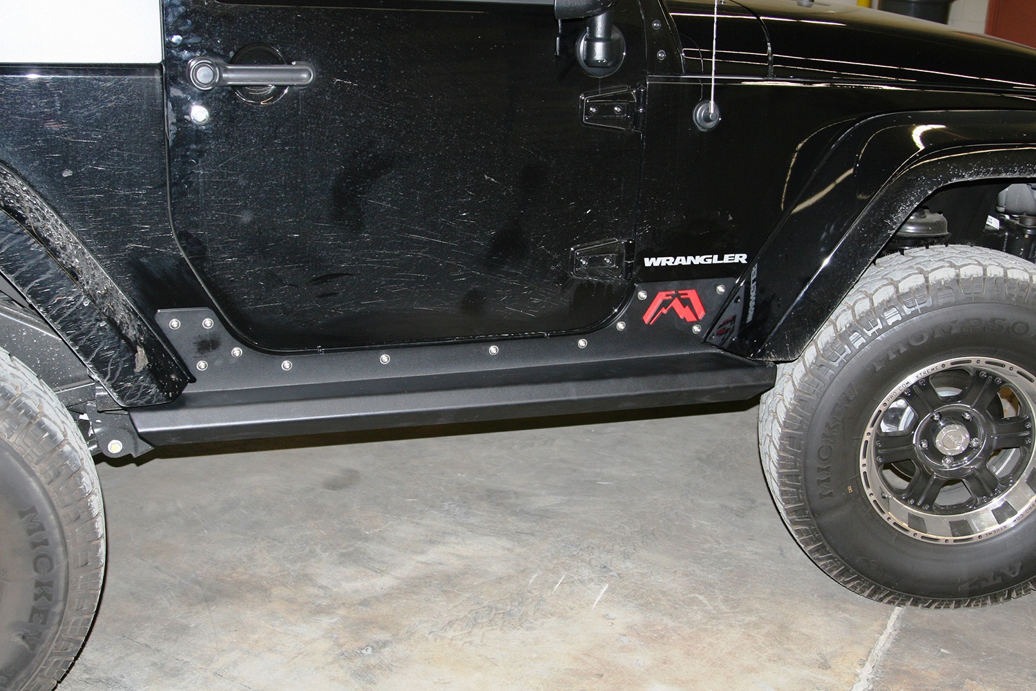 Fab Fours JK07-G1350-1 - Rock Slider; 2 Stage Black Powder Coated; Matches Constant Radius; Doubles As A Step; Fab Fours JK07-G1350-1 - Rock Slider; 2 Stage Black Powder Coated; Matches Constant Radius; Doubles As A Step;