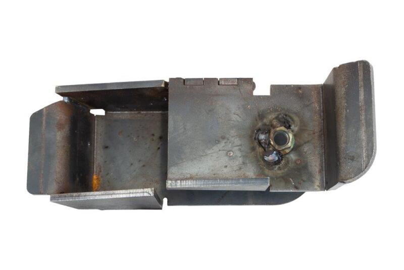 RustBuster RB4021R - Rust Buster 1997-2006 Jeep Wrangler Rear Upper Control Arm Mount - Right RustBuster RB4021R - Rust Buster 1997-2006 Jeep Wrangler Rear Upper Control Arm Mount - Right