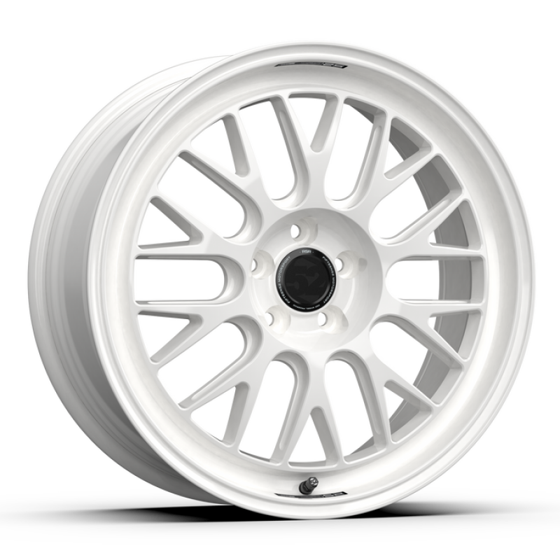 fifteen52 RSHRW-98558+42 - Holeshot RSR 19x8.5 5x108 42mm ET 63.4mm Center Bore Rally White