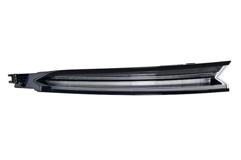 Hella 015386581 - 2020-2021 Porsche Taycan Right Tail Light