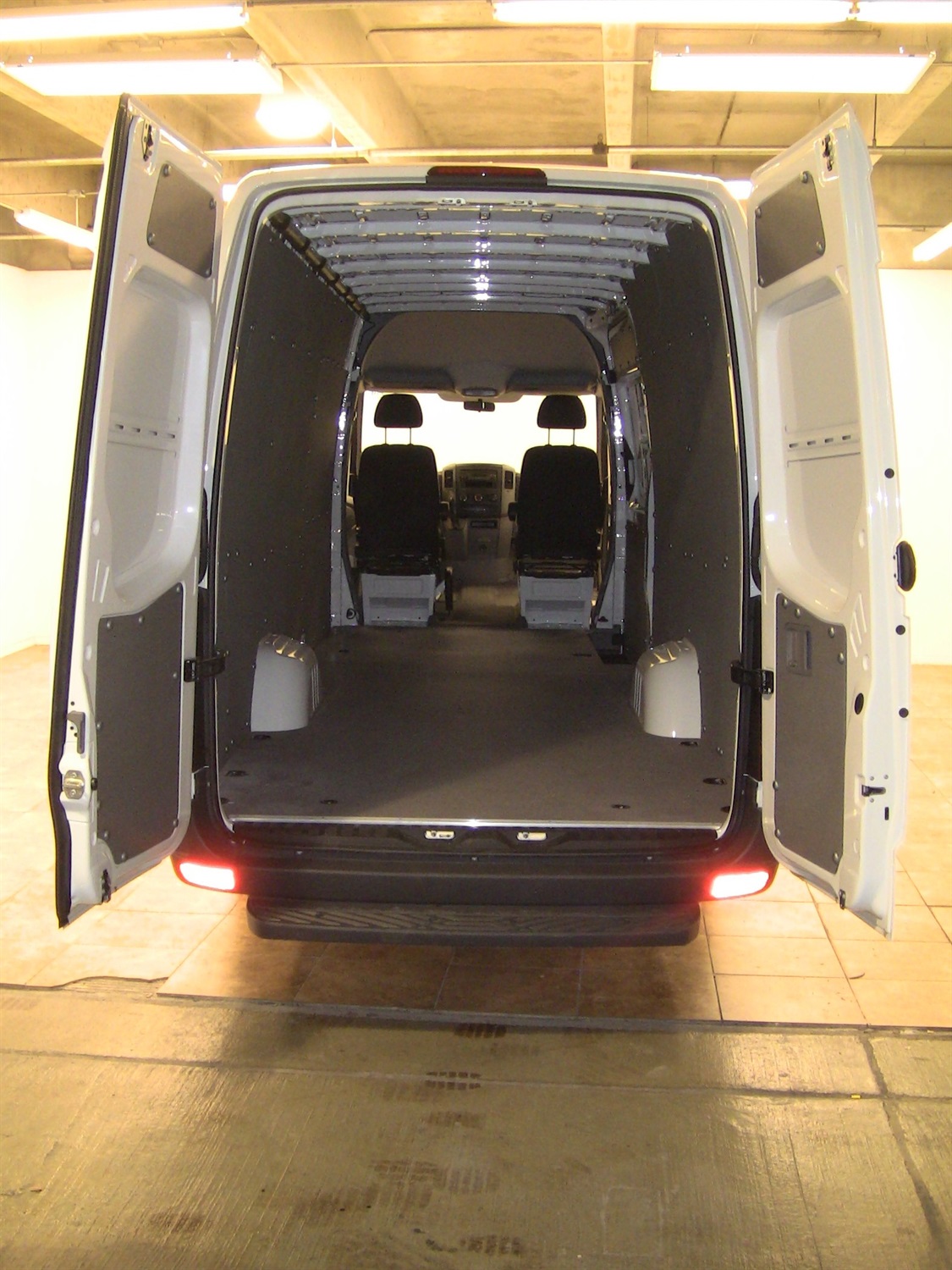 Penda DVS164X - Van Panel System Penda DVS164X - Van Panel System
