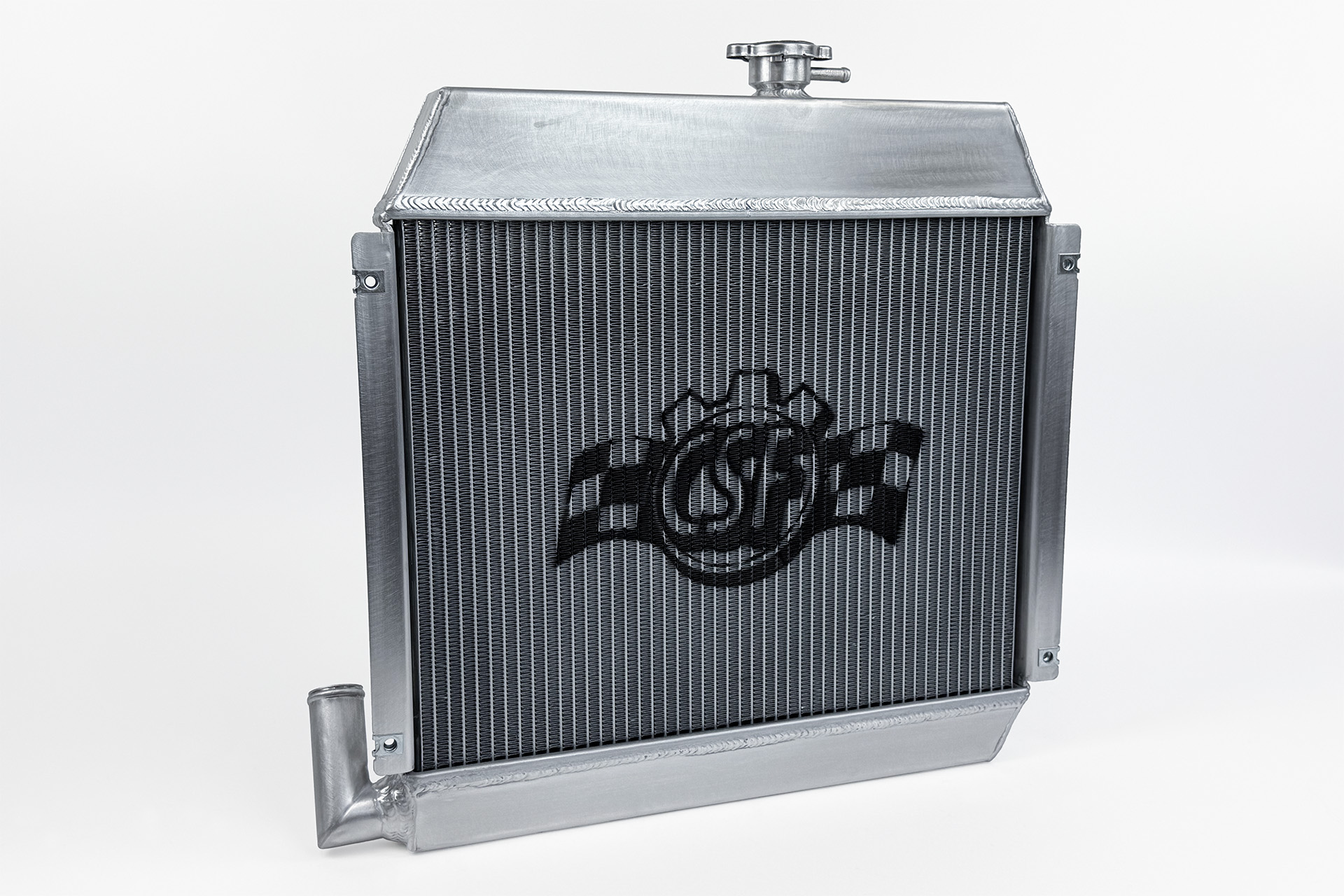 CSF 7225 - BMW E10 2002 High Performance All Aluminum Radiator CSF 7225 - BMW E10 2002 High Performance All Aluminum Radiator