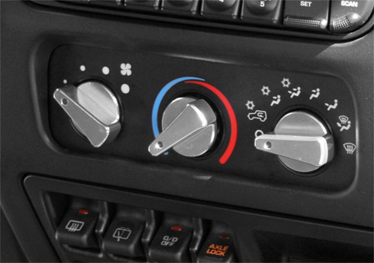 Rugged Ridge 11420.04 - Dash Knob Kit, Climate Control, 3-Piece, Aluminum, Red; 99-06 TJ Rugged Ridge 11420.04 - Dash Knob Kit, Climate Control, 3-Piece, Aluminum, Red; 99-06 TJ
