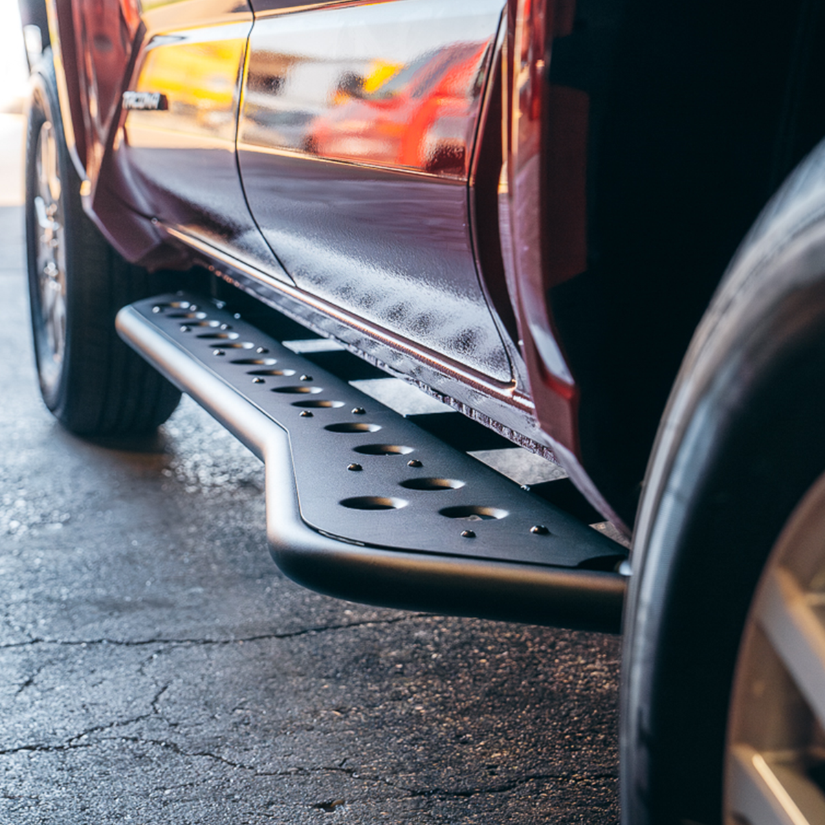 Cali Raised LED CR4097 - Step Edition Rock Slider For 24-Present Toyota Tacoma/Double Cab Long Bed W/ No Kick Out/No Filler Plate/Raw Steel Cali Raised LED CR4097 - Step Edition Rock Slider For 24-Present Toyota Tacoma/Double Cab Long Bed W/ No Kick Out/No Filler Plate/Raw Steel