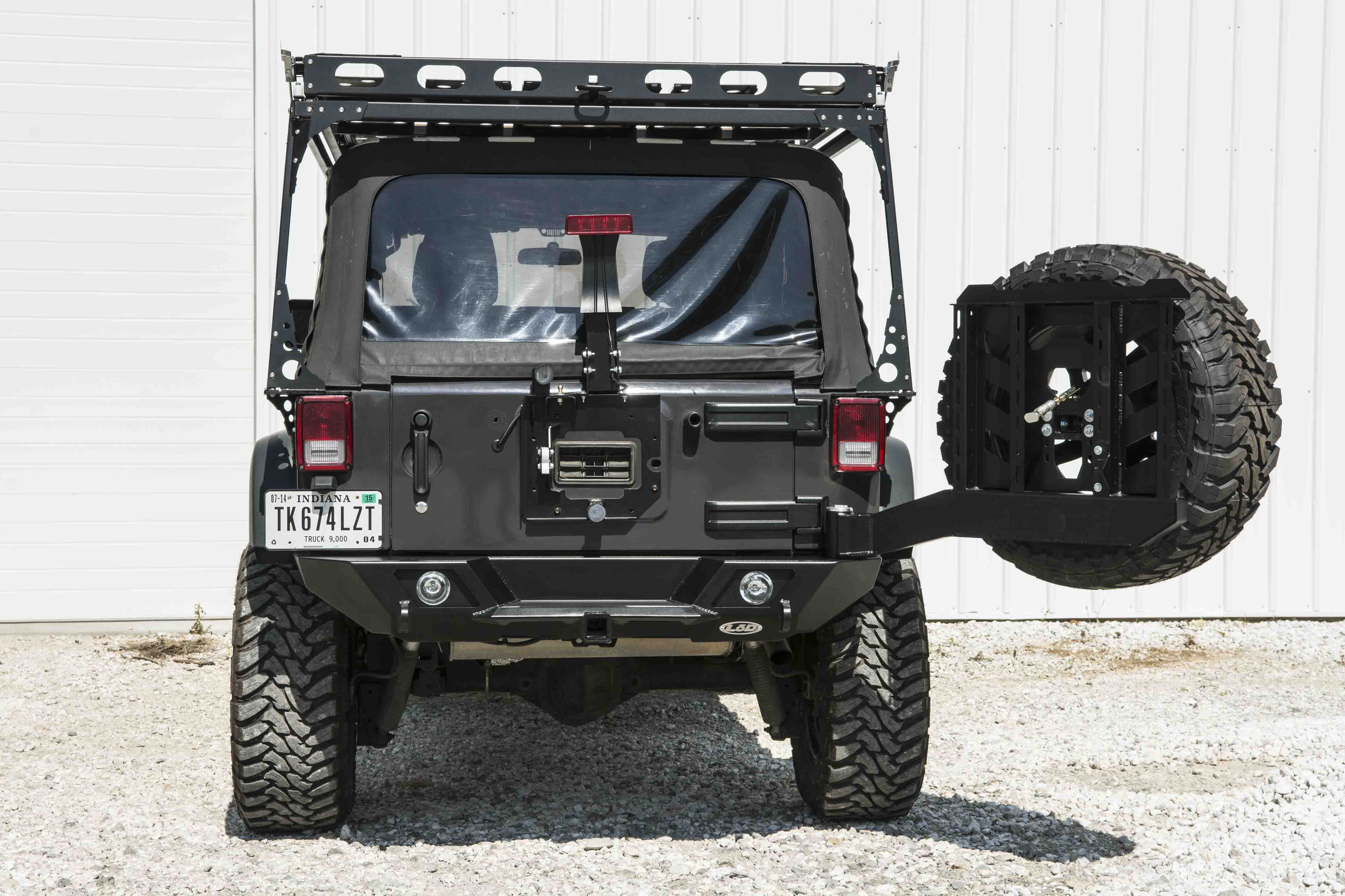LoD Offroad JBC0701 - JK Destroyer Shorty Rear Bumper  w / Tire Carrier