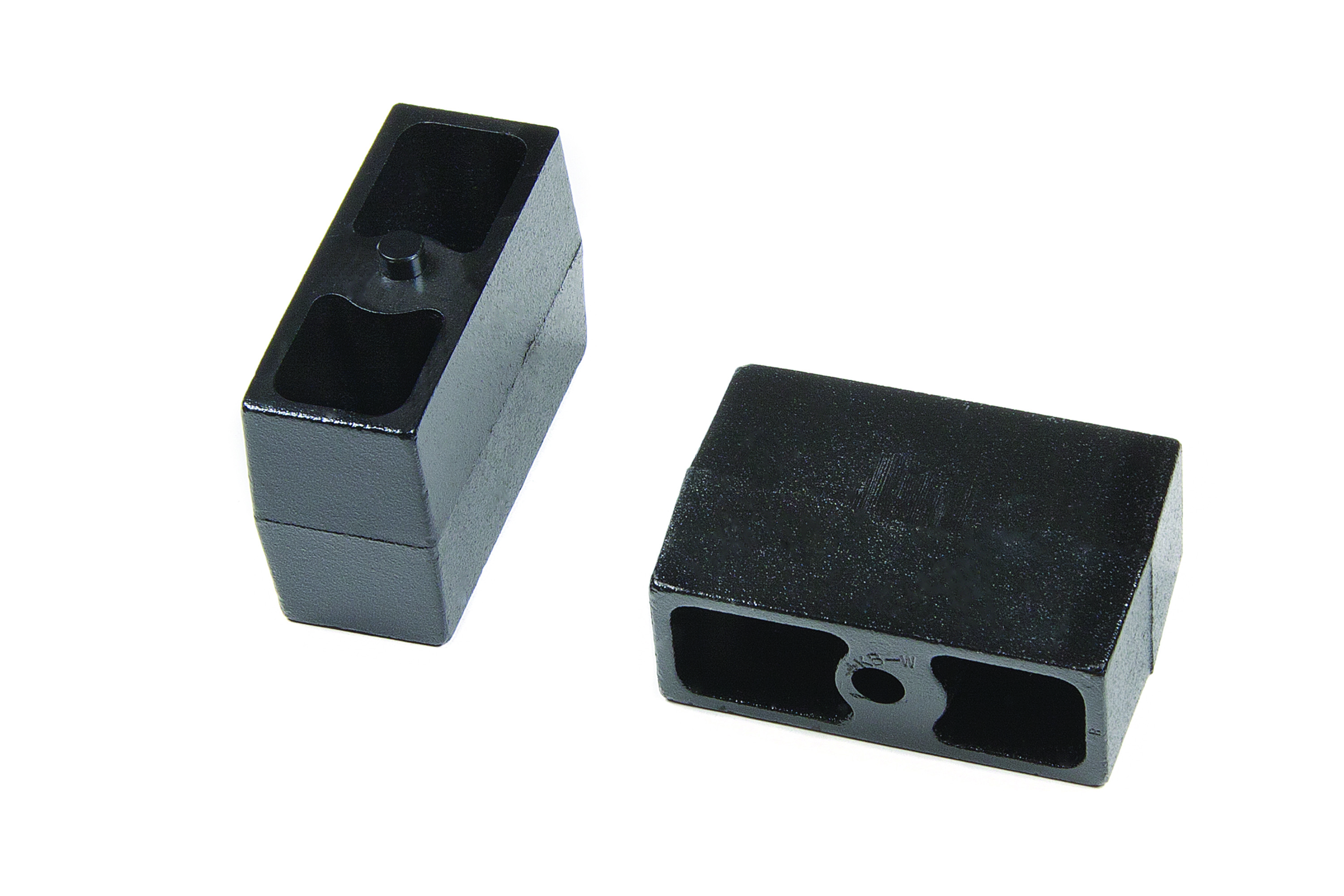BDS Suspension BDS069406 - Rear Lift Blocks - 3/4 in Pin - Cast Iron - 4 Inch Lift - Universal Fitment