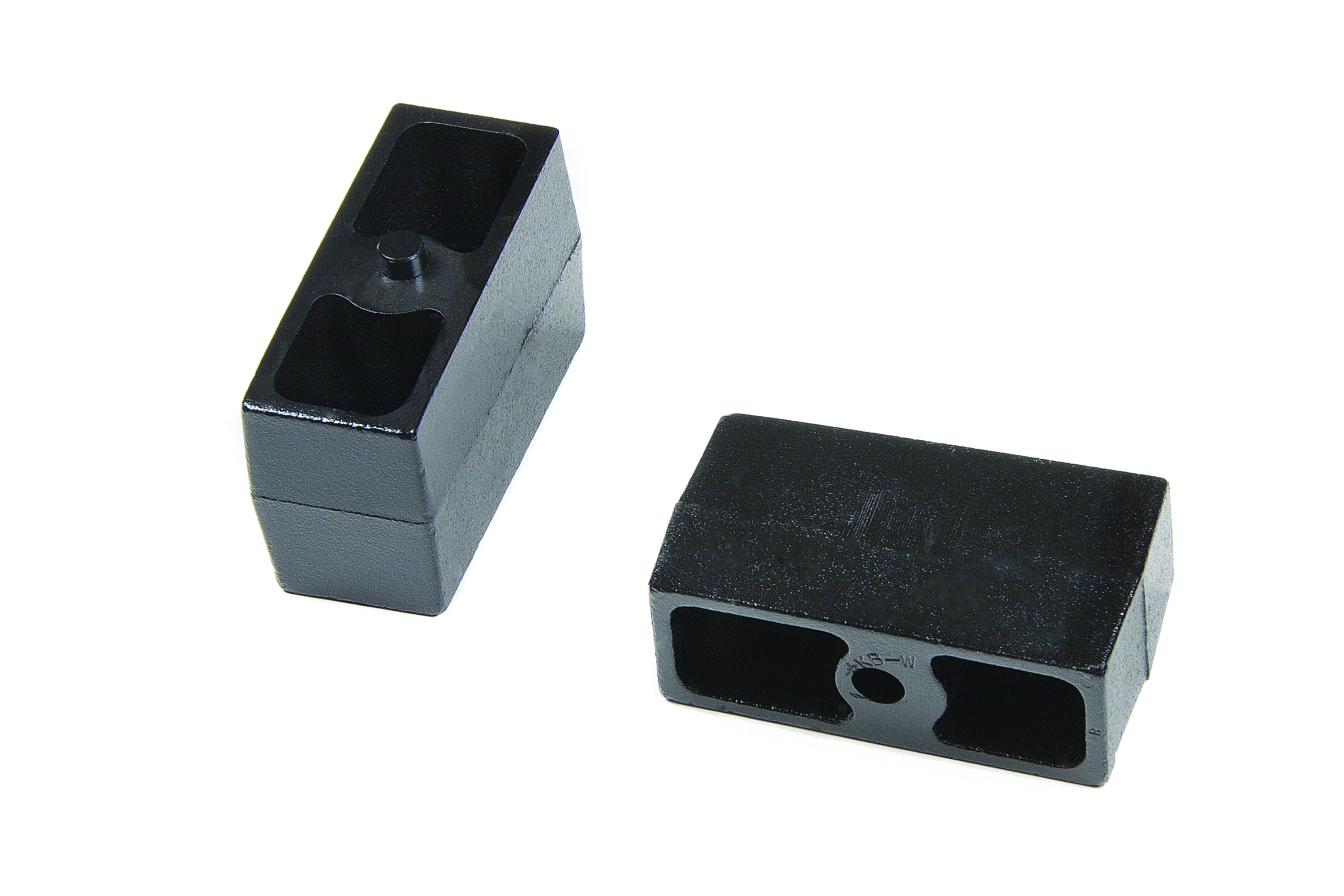 BDS Suspension BDS069307 - Rear Lift Blocks - 5/8 in Pin - Cast Iron - 3 Inch Lift - Universal Fitment