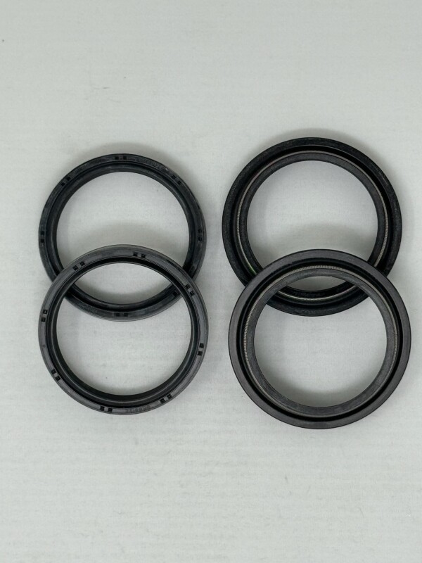 KYB 117774800101 - 05+ KTM/ GasGas/ Husqvarna/ Sherco Front Fork Oil and Dust Seal Set 48 mm