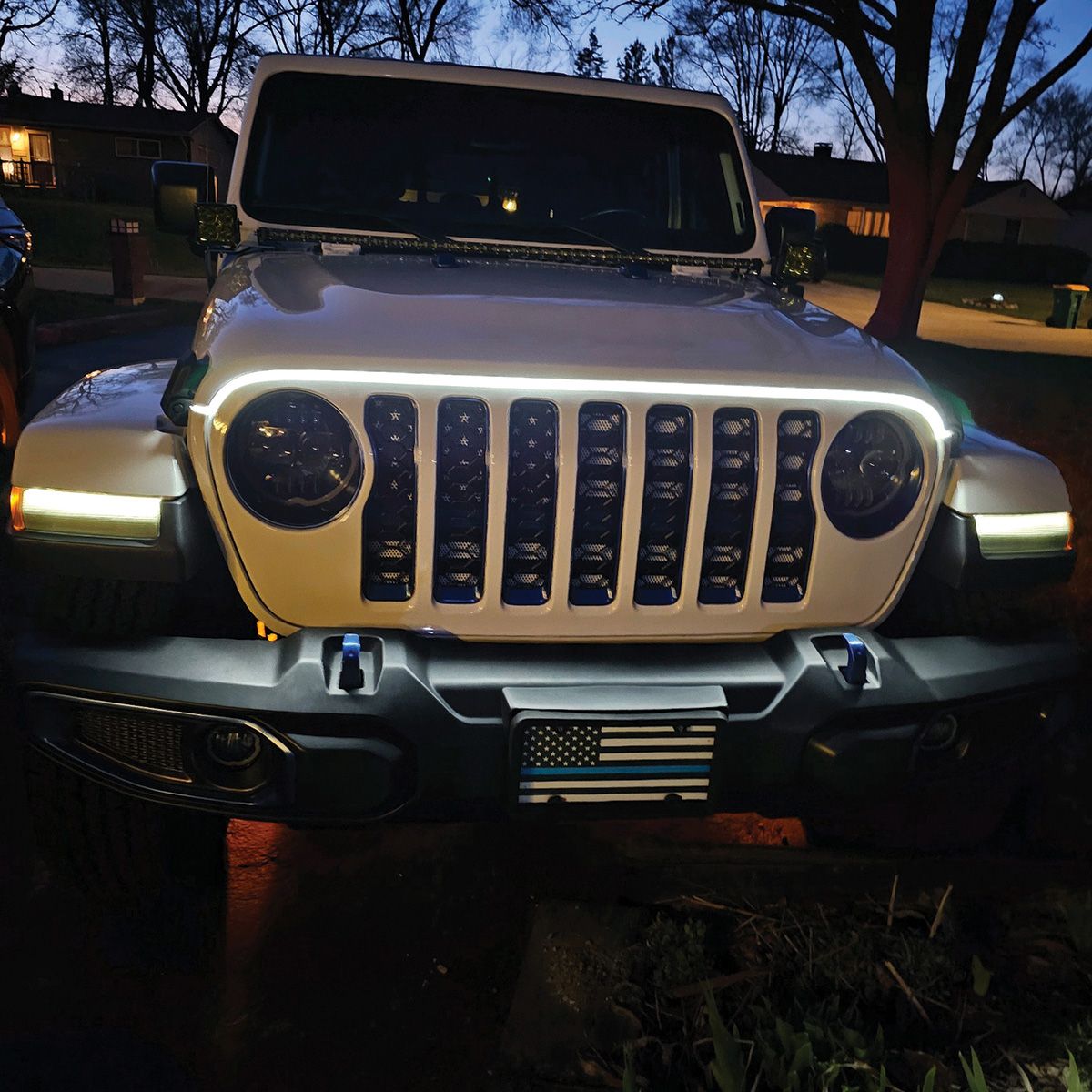 Race Sport HOODKIT2 - LED Knight Rider Scanning Hood Brow DRL Flex Cool White Kit for Cars and Jeeps Lighting Race Sport HOODKIT2 - LED Knight Rider Scanning Hood Brow DRL Flex Cool White Kit for Cars and Jeeps Lighting