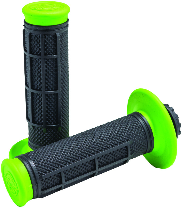 ProTaper 023356 - Pro Series Clamp On 1/2 Waffle Green/Black ProTaper 023356 - Pro Series Clamp On 1/2 Waffle Green/Black