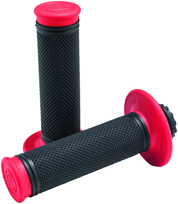 ProTaper 023358 - Pro Series Clamp On Full Diamond Red/Black ProTaper 023358 - Pro Series Clamp On Full Diamond Red/Black