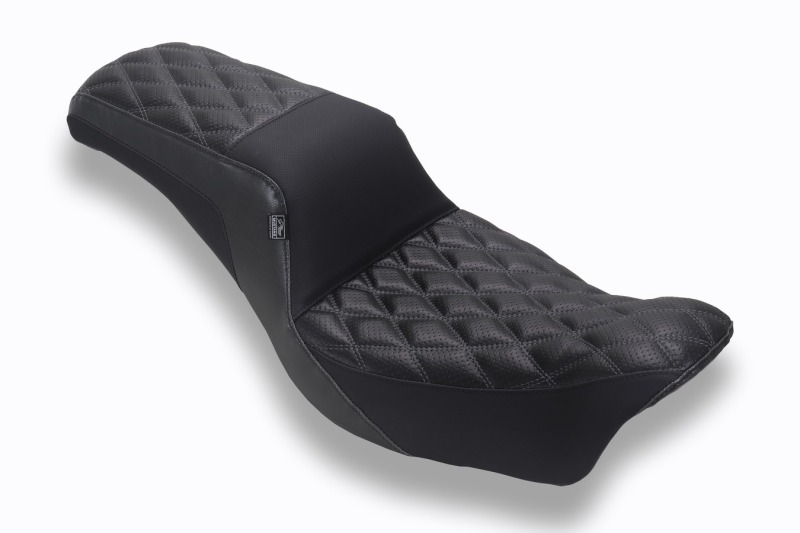 Mustang Motorcycle 78810GM - Mustang 06-17 HD Dble Diamond Squareback One-Piece, 2 Up Dyna Black w/Gunmetal Thread Mustang Motorcycle 78810GM - Mustang 06-17 HD Dble Diamond Squareback One-Piece, 2 Up Dyna Black w/Gunmetal Thread