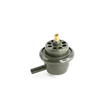 Deatschwerks 6-M02-4 - 99-01 Chevrolet Silverado Direct Replacement Perf. Fuel Pressure Regulator - High Flow