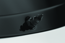 Kuryakyn 5716 - Windshield Spikes FLTR Black
