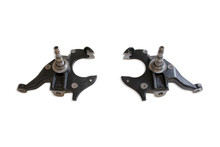 Maxtrac 100120 - 82-04 Chevrolet S10 2WD 2in Front Lowering Spindles