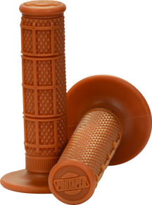 ProTaper 024032 - 1/3 Waffle Grips - Gum