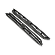 Seibon FD0910NSGTR - 09-10 Nissan GTR R35 Carbon Fiber Fender Ducts (Pair)