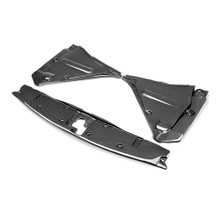 Seibon CP0910NSGTR - 09-10 Nissan GT-R R35 Carbon Fiber Cooling Plate