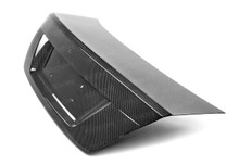 Seibon TL1112MBW204 - 12-14 Mercedes C-Class OE Style Carbon Fiber Trunk