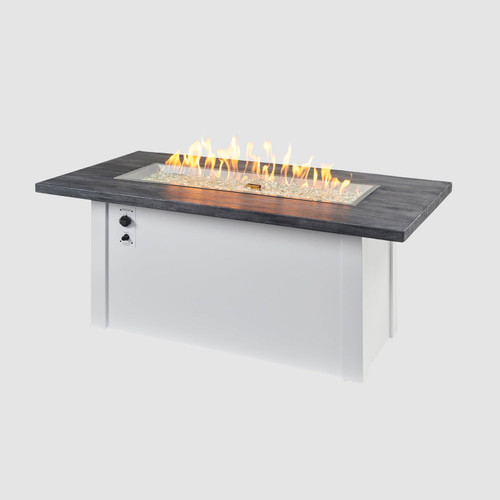 Outdoor GreatRoom Havenwood with Carbon grey Everblend top and White base 