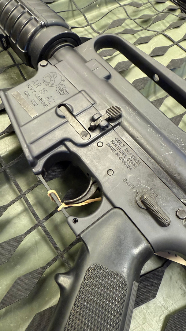 RARE COLT 6520 AR-15 A2  GOVERNMENT CARBINE MADE IN CANADA  *NOT FOR SALE IN CALIFORNIA*