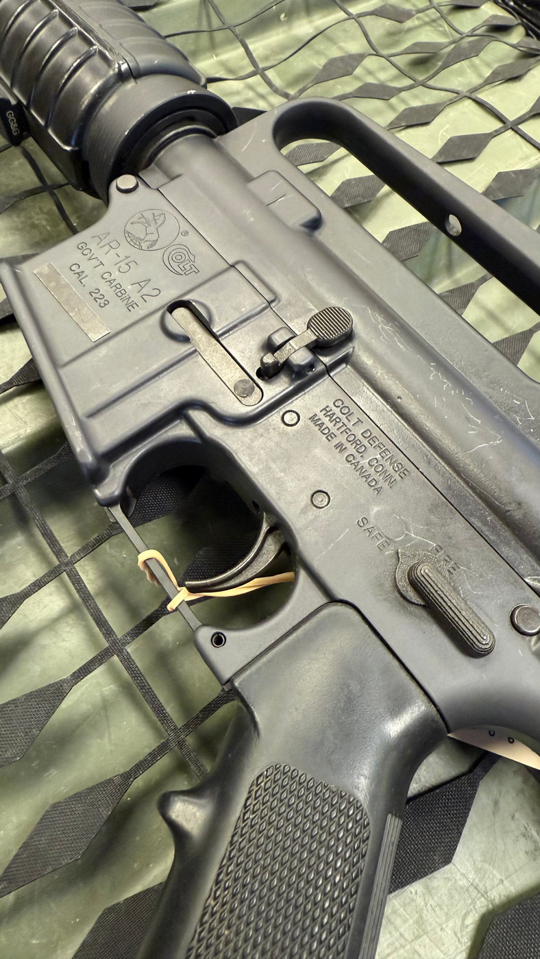 RARE COLT 6520 AR-15 A2  GOVERNMENT CARBINE MADE IN CANADA  *NOT FOR SALE IN CALIFORNIA*