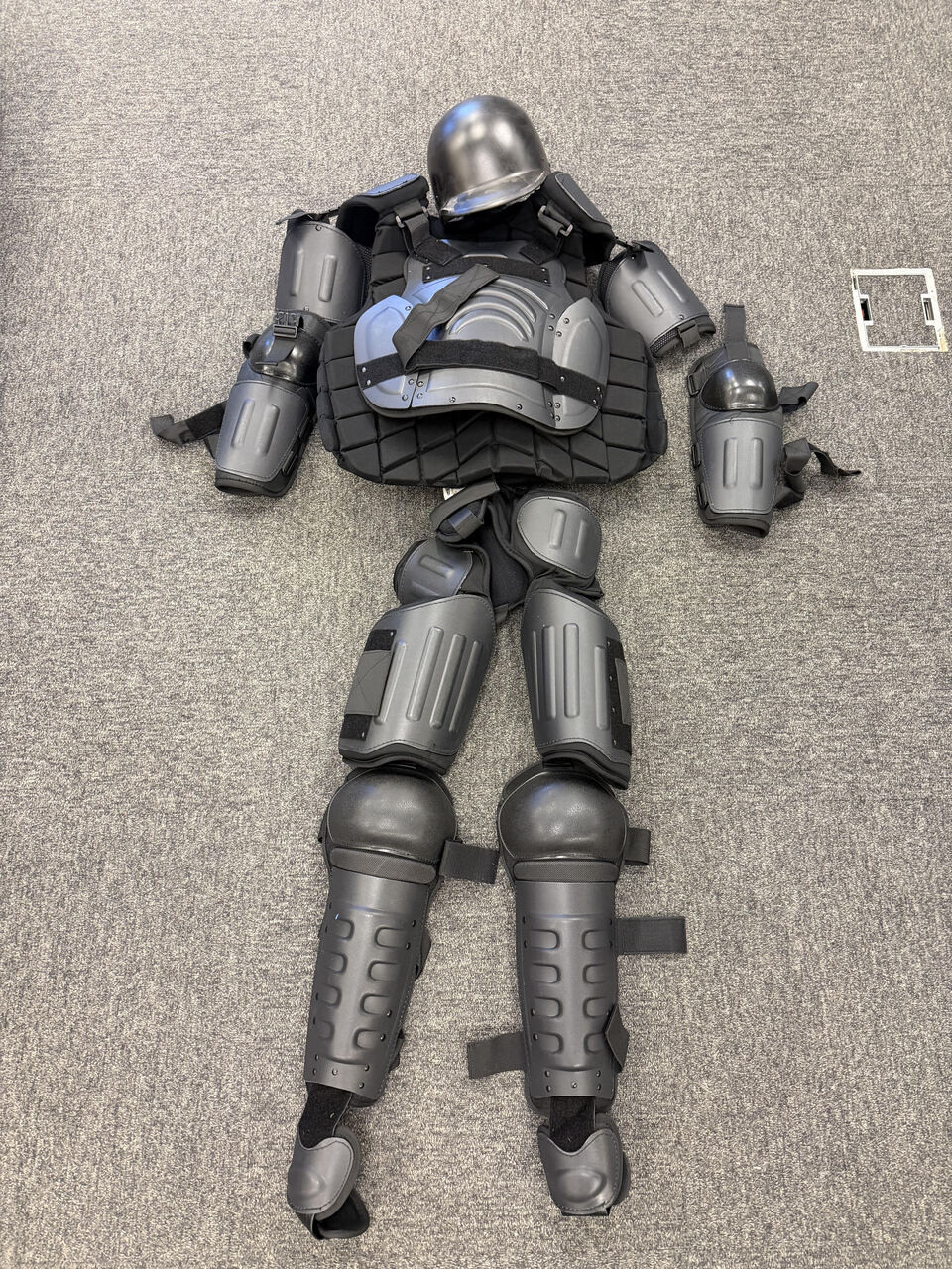 POLICE TRADE-IN FULL RIOT KIT