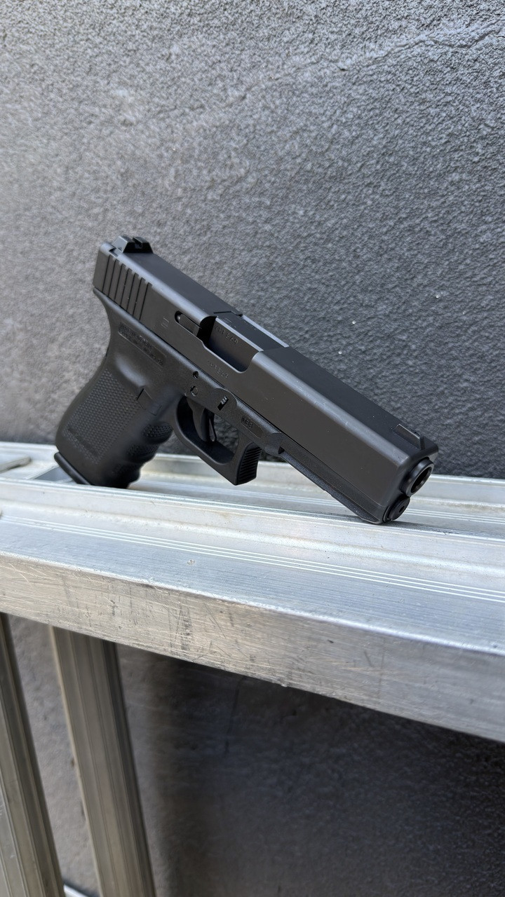 Police Trade In Gen 4 Glock 21