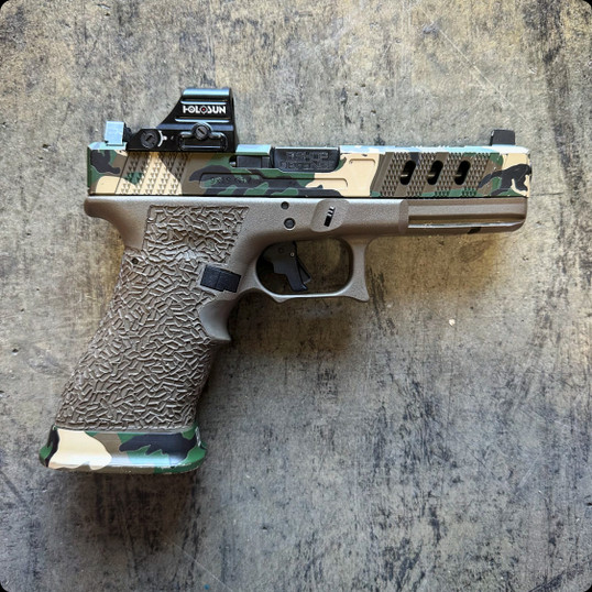 Custom Hand Stipple - Rice Pattern with Scallop