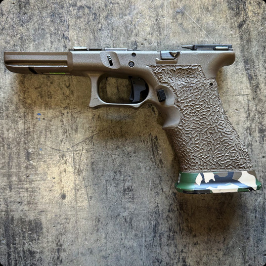 Custom Hand Stipple - Rice Pattern with Scallop