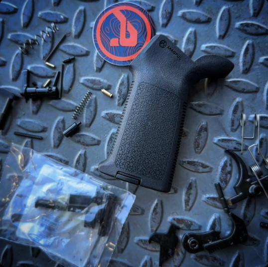 BULLSEYE BISHOP STRIPPED LOWER