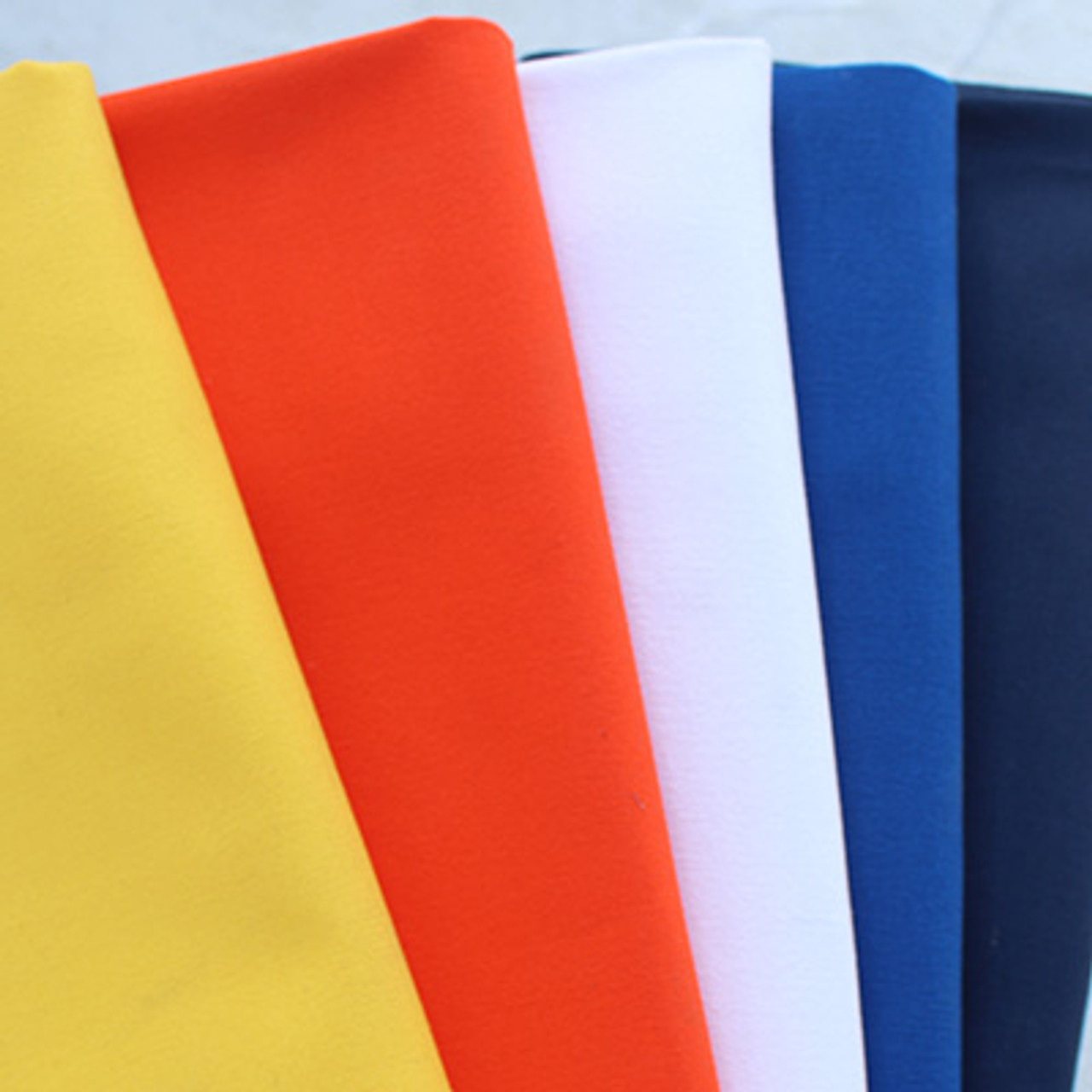 Plain Cotton Wax Coated Canvas, For Tarpaulins & Bags